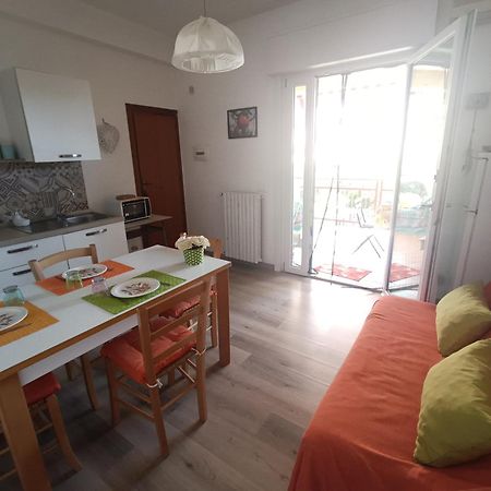 Apartamento Il Giardino Mondello Exterior foto